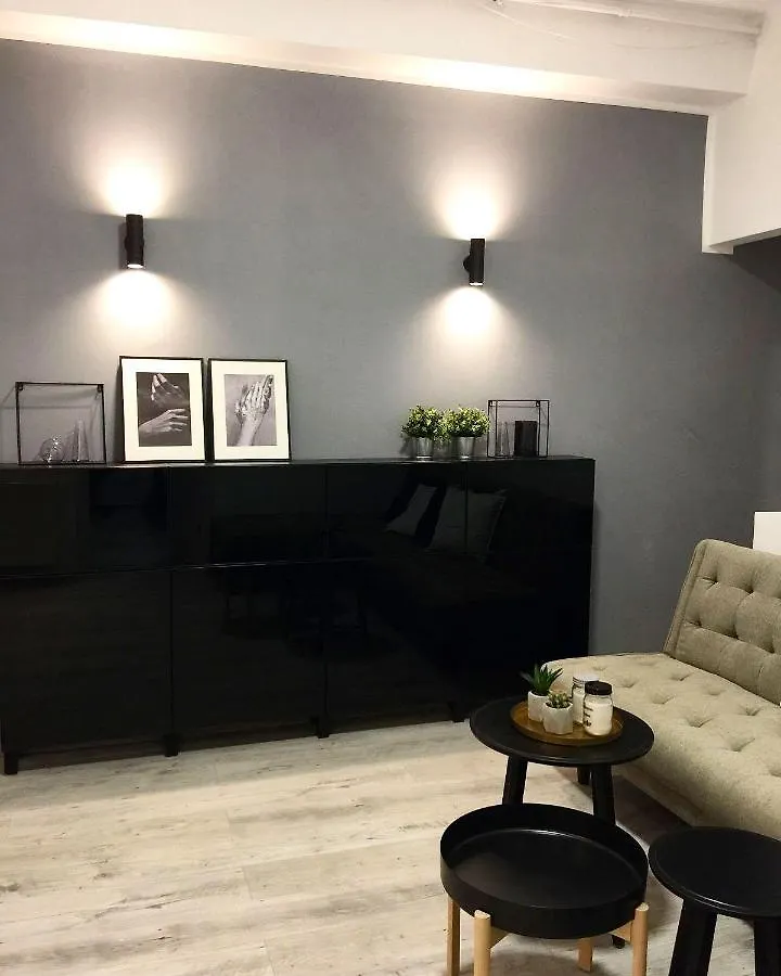 Perfect Home: Cozy 2Br Apt & Balcony Bucarest 0*,