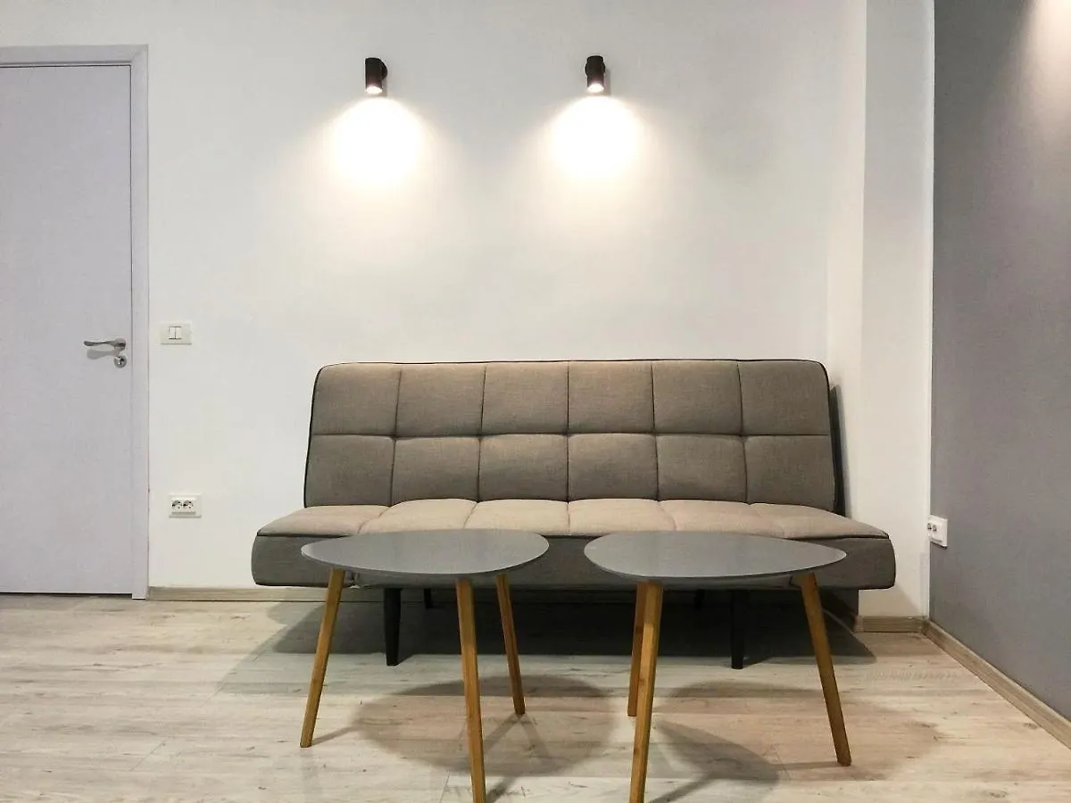 Perfect Home: Cozy 2Br Apt & Balcony Bucarest