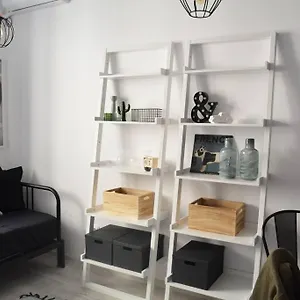 2 Bdr / Cozy Ap Near Old Town Bucarest